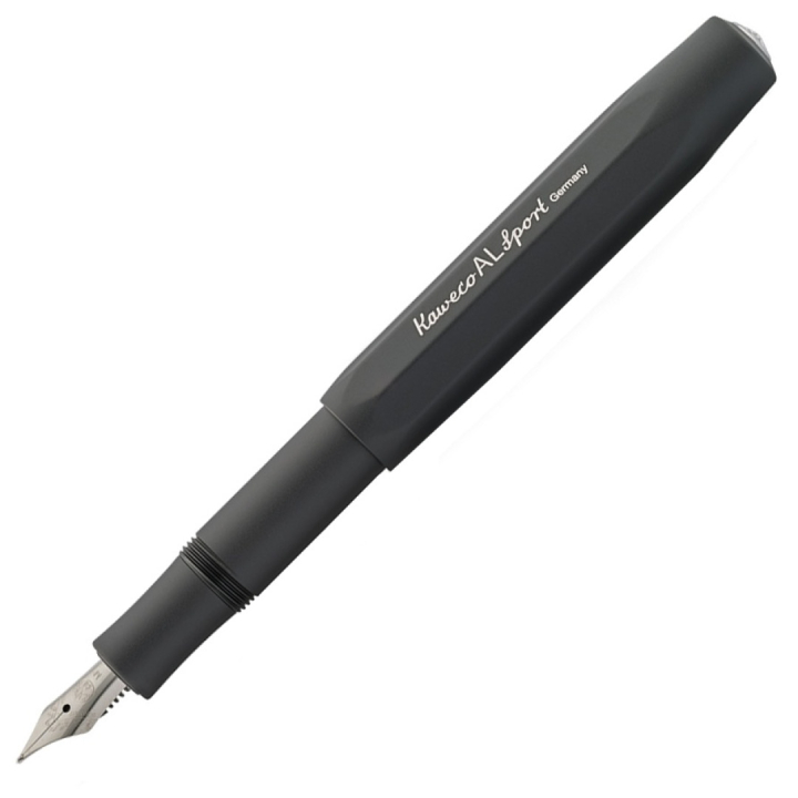 AL Sport Black Füllfederhalter in der Gruppe Stifte / Fine Writing / Füllfederhalter bei Pen Store (102225_r)