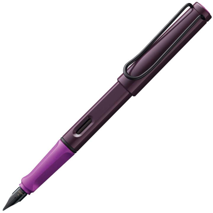 Safari Füllfederhalter Violet Blackberry in der Gruppe Stifte / Fine Writing / Füllfederhalter bei Pen Store (131058_r)