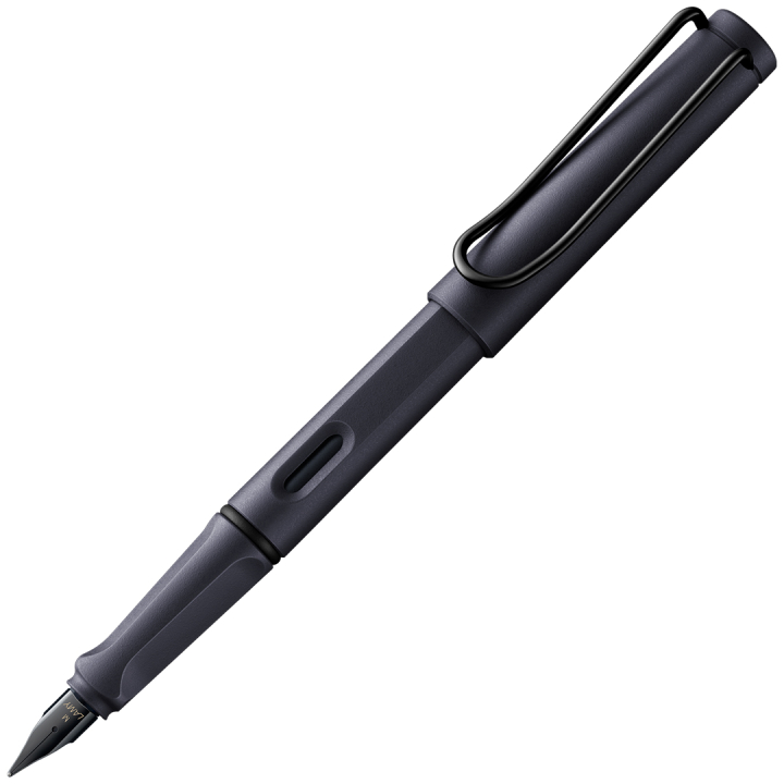 Safari Füllfederhalter Steel Black in der Gruppe Stifte / Fine Writing / Füllfederhalter bei Pen Store (132985_r)