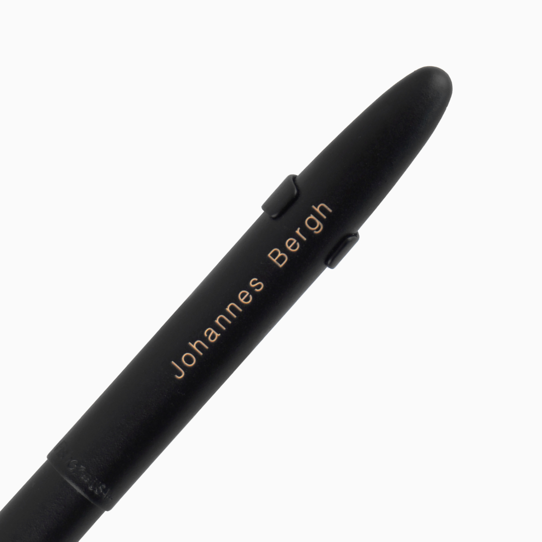 FISHER Space Pen Brustkrebs Edition – Bullet Kugelschreiber, Kompakt, Zuverlässig