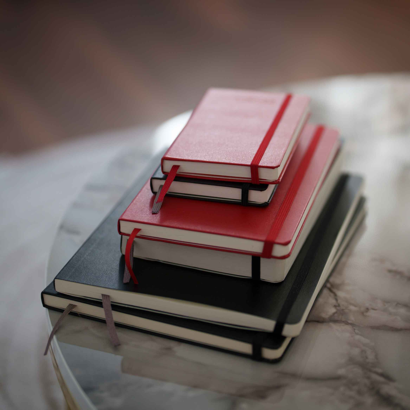 Kalender 12M Weekly Notebook 2027 Hardcover Pocket Red 