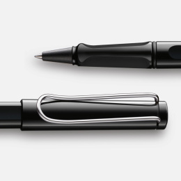 Safari Tintenroller Shiny Black in der Gruppe Stifte / Fine Writing / Tintenroller bei Pen Store (101918)