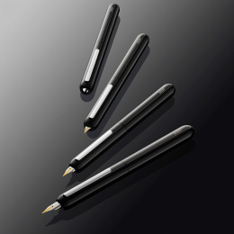 Dialog 3 Piano Black Füllfederhalter Extra Fine in der Gruppe Stifte / Fine Writing / Füllfederhalter bei Pen Store (102109)