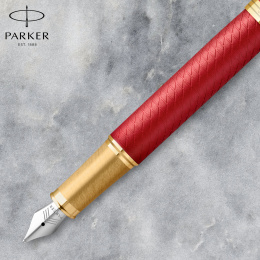 IM Premium Red/Gold Füllfederhalter Fine in der Gruppe Stifte / Fine Writing / Füllfederhalter bei Pen Store (112692)