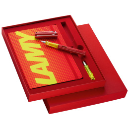 AL-star Glossy Red Special Edition Set in der Gruppe Stifte / Fine Writing / Füllfederhalter bei Pen Store (128872)
