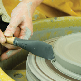 Catalyst Malwerkzeug Silicone No 4 30 mm Yellow in der Gruppe Künstlerbedarf / Atelier / Malmesser bei Pen Store (132797)