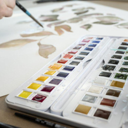 Aquarellfarbe Studio 48 ½ -Näpfe in der Gruppe Künstlerbedarf / Künstlerfarben / Aquarell / Aquarellfarbe im Napf bei Pen Store (132940)