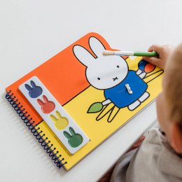 Miffy Malbuch Farben + Pinsel in der Gruppe Kids / Basteln für Kinder / Malfarbe für Kinder / Wasserfarben für Kinder bei Pen Store (134895)