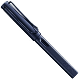 Safari Füllfederhalter Dark Dusk Medium in der Gruppe Stifte / Fine Writing / Füllfederhalter bei Pen Store (135233)
