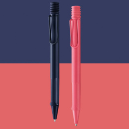 Safari Kugelschreiber Dark Dusk in der Gruppe Stifte / Fine Writing / Kugelschreiber bei Pen Store (135234)