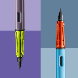 AL-star Füllfederhalter Aubergine Medium in der Gruppe Stifte / Fine Writing / Füllfederhalter bei Pen Store (135238)