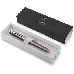 IM Grey/Gold Fullfederhalter in der Gruppe Stifte / Fine Writing / Füllfederhalter bei Pen Store (135471_r)