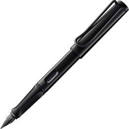 Safari All Black Set Medium in der Gruppe Stifte / Fine Writing / Füllfederhalter bei Pen Store (135755)