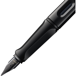 Safari All Black Set Medium in der Gruppe Stifte / Fine Writing / Füllfederhalter bei Pen Store (135755)