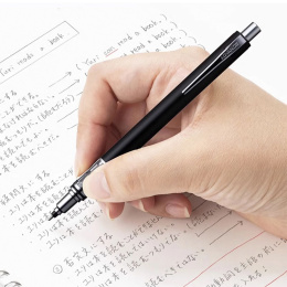 Druckbleistift Kuru Toga Advance 0,5 mm Schwarz in der Gruppe Stifte / Schreiben / Druckbleistift bei Pen Store (135815)