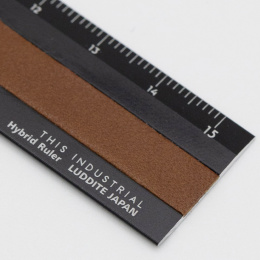 Lineal Aluminium/Leder 15 cm Black/Camel in der Gruppe Basteln & Hobby / Hobbyzubehör / Lineale bei Pen Store (136443)