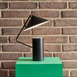 Sen Tischlampe Schwarz in der Gruppe Basteln & Hobby / Hobbyzubehör / Beleuchtung bei Pen Store (136671)