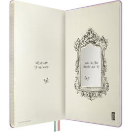 Kalender 18M WeekNote Hard Cover Large Alice in Wonderland in der Gruppe Papier & Blöcke / Kalender und Terminkalender / 18 Monate Tageskalender bei Pen Store (137025)
