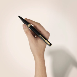 Meridian Matte Black/Chrome Kugelschreiber in der Gruppe Stifte / Fine Writing / Kugelschreiber bei Pen Store (138298)