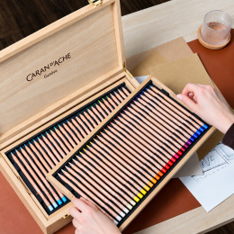 Luminance 6901 100er-Set Holzkoffer in der Gruppe Stifte / Künstlerstifte / Buntstifte bei Pen Store (138427)