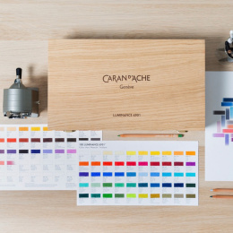 Luminance 6901 100er-Set Holzkoffer in der Gruppe Stifte / Künstlerstifte / Buntstifte bei Pen Store (138427)